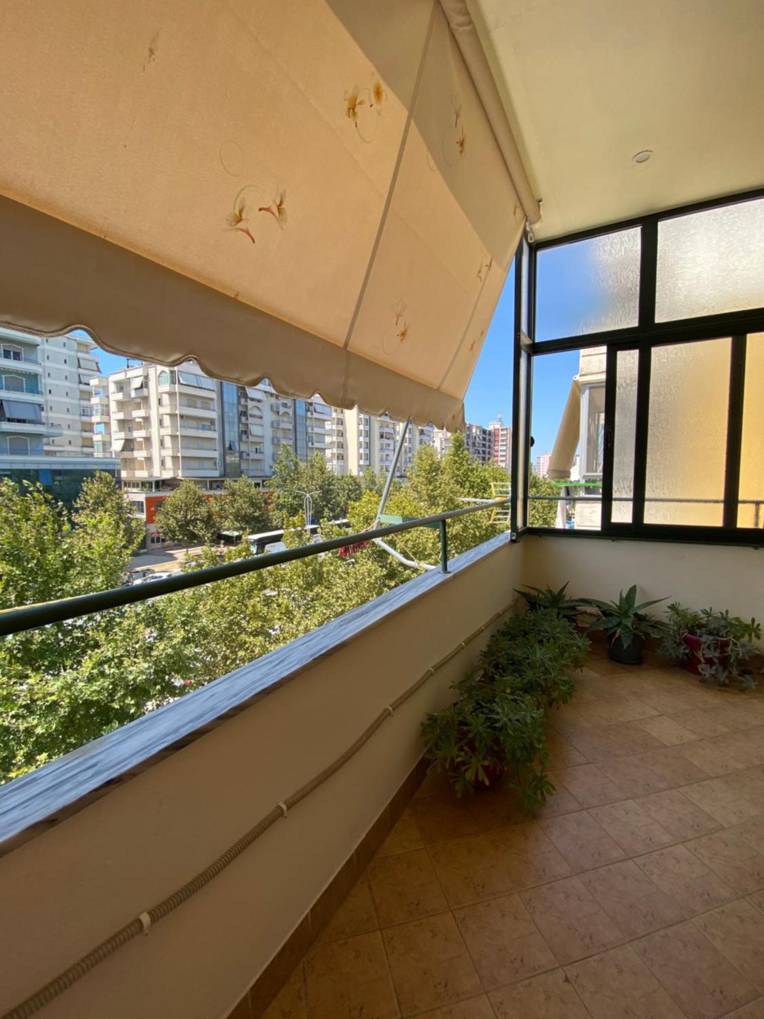 Rikardo Apartament Apartment Vlore Exterior photo
